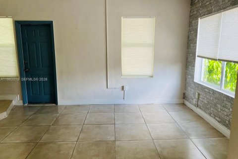 Снять в аренду кондоминиум в Холливуд, Флорида 1 спальня, 40.41м2, № 2024809 - фото 5