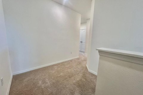 Townhouse in Davenport, Florida 3 bedrooms, 157.19 sq.m. № 1913678 - photo 10