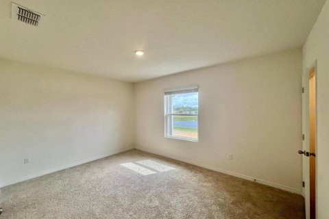 Townhouse in Davenport, Florida 3 bedrooms, 157.19 sq.m. № 1913678 - photo 12