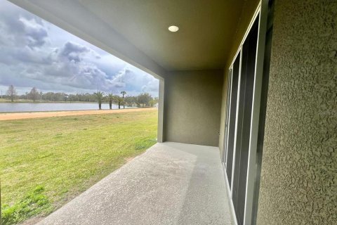 Townhouse in Davenport, Florida 3 bedrooms, 157.19 sq.m. № 1913678 - photo 20