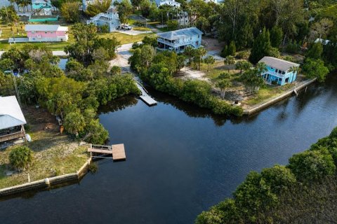 Land in Weeki Wachee, Florida № 2213702 - photo 5