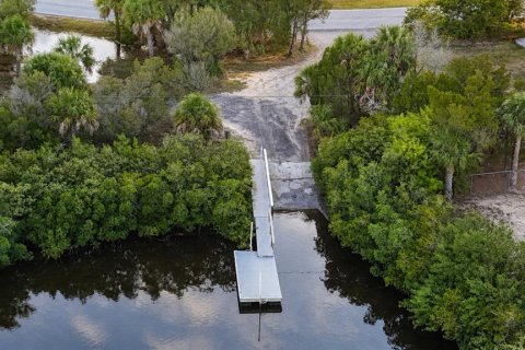 Land in Weeki Wachee, Florida № 2213702 - photo 7