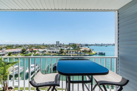 Купить кондоминиум в Клируотер, Флорида 4 комнаты, 97.08м2, № 2216488 - фото 5