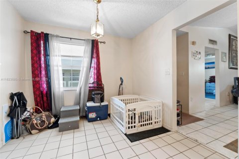 Condominio en venta en Miami, Florida, 2 dormitorios, 98.48 m2 № 1788389 - foto 10