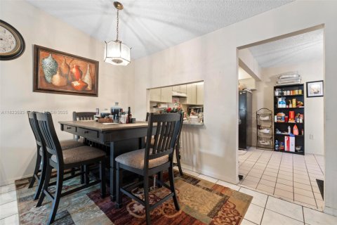 Condominio en venta en Miami, Florida, 2 dormitorios, 98.48 m2 № 1788389 - foto 6