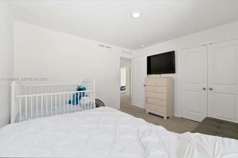 House in Kissimmee, Florida 4 bedrooms, 211.07 sq.m. № 1999696 - photo 30