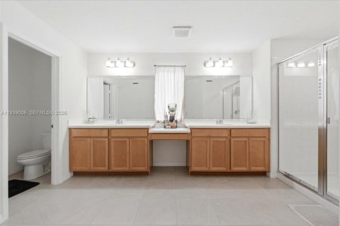 House in Kissimmee, Florida 4 bedrooms, 211.07 sq.m. № 1999696 - photo 26