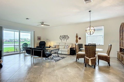 Casa en venta en Venice, Florida, 4 dormitorios, 188.13 m2 № 1905550 - foto 11