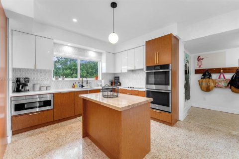 Casa en venta en Homestead, Florida, 3 dormitorios, 260.96 m2 № 1738798 - foto 14