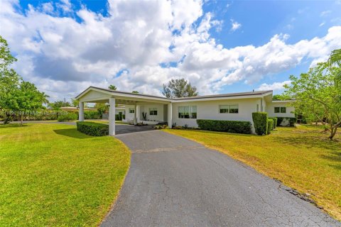 Casa en venta en Homestead, Florida, 3 dormitorios, 260.96 m2 № 1738798 - foto 3