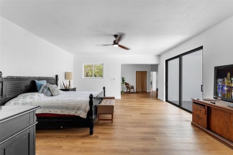 Casa en venta en Homestead, Florida, 3 dormitorios, 260.96 m2 № 1738798 - foto 15