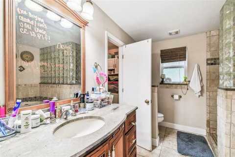 Villa ou maison à vendre à Tampa, Floride: 3 chambres, 179.12 m2 № 1905461 - photo 25