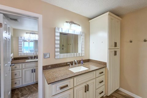Condo in Ormond Beach, Florida, 2 bedrooms № 2218058 - photo 20