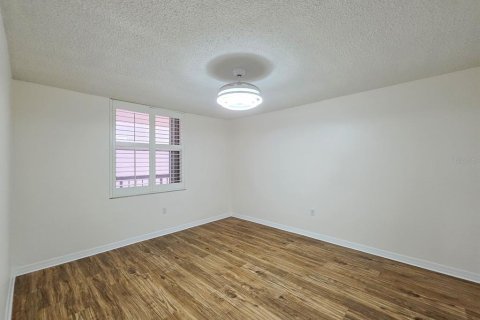 Condo in Ormond Beach, Florida, 2 bedrooms № 2218058 - photo 26