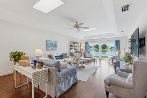 House in Boca Raton, Florida 3 bedrooms, 166.95 sq.m. № 2254612 - photo 3