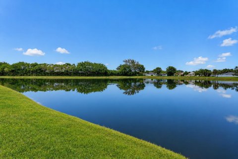 House in Boca Raton, Florida 3 bedrooms, 166.95 sq.m. № 2254612 - photo 2