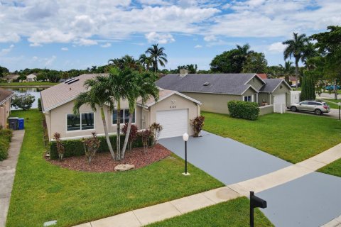 House in Boca Raton, Florida 3 bedrooms, 166.95 sq.m. № 2254612 - photo 10
