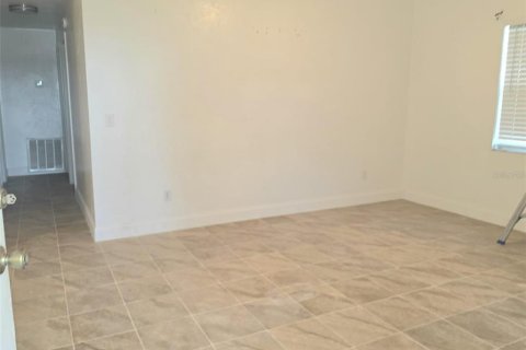 Appartement à louer à Arcadia, Floride: 3 chambres, 92.16 m2 № 2425274 - photo 8