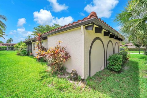 Casa en venta en Tamarac, Florida, 3 dormitorios, 199 m2 № 2001904 - foto 18
