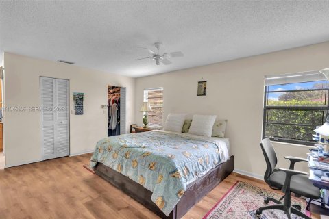 Casa en venta en Tamarac, Florida, 3 dormitorios, 199 m2 № 2001904 - foto 8