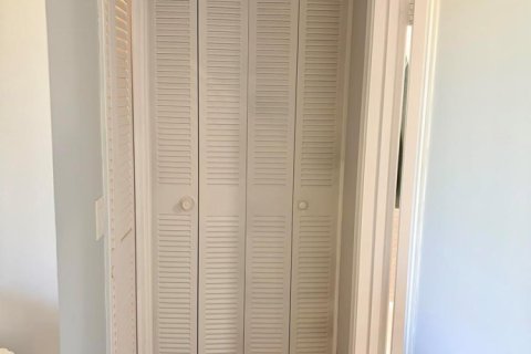 Condo in West Palm Beach, Florida, 1 bedroom  № 2182891 - photo 15