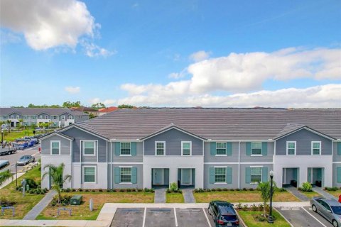 Touwnhouse à Davenport, Floride 5 chambres, 211.91 m2 № 2345004