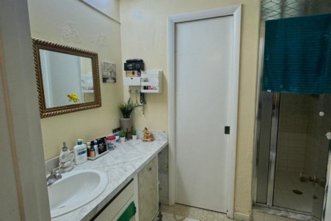Condominio en venta en West Palm Beach, Florida, 2 dormitorios, 99.41 m2 № 1132682 - foto 1