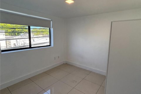 Apartment in Miami, Florida 2 bedrooms, 51.1 sq.m. № 1976558 - photo 11