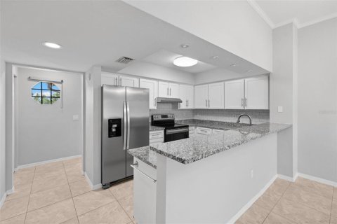 Condo in Punta Gorda, Florida, 2 bedrooms № 2195636 - photo 15