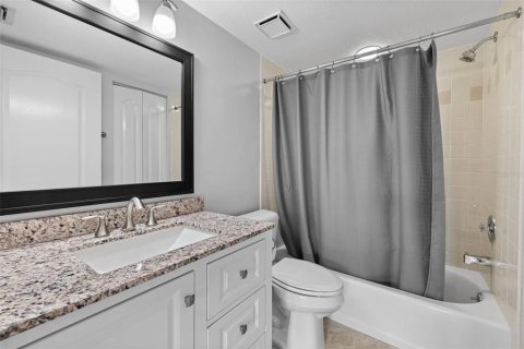 Condo in Punta Gorda, Florida, 2 bedrooms № 2195636 - photo 19