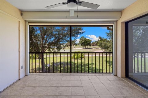 Condo in Punta Gorda, Florida, 2 bedrooms № 2195636 - photo 24