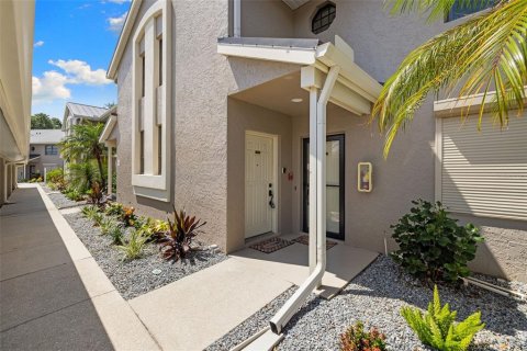 Condo in Punta Gorda, Florida, 2 bedrooms № 2195636 - photo 2