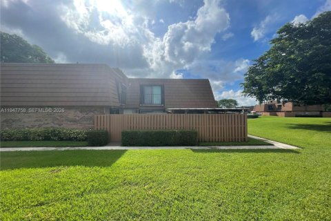 Снять в аренду таунхаус в Купер-Сити, Флорида 3 спальни, 138.24м2, № 2003814 - фото 2