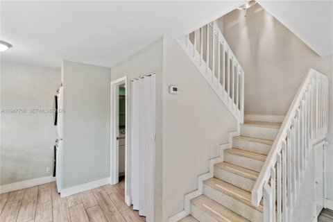 Снять в аренду таунхаус в Купер-Сити, Флорида 3 спальни, 138.24м2, № 2003814 - фото 15