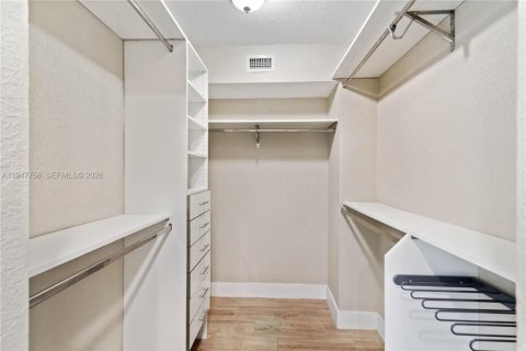 Снять в аренду таунхаус в Купер-Сити, Флорида 3 спальни, 138.24м2, № 2003814 - фото 30