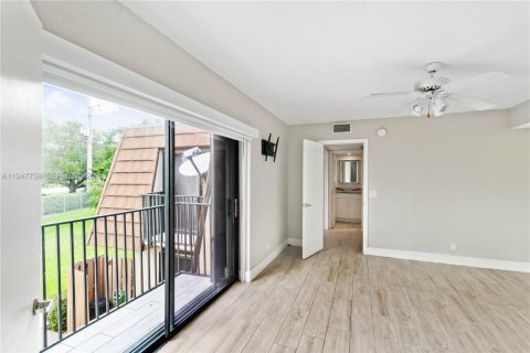 Снять в аренду таунхаус в Купер-Сити, Флорида 3 спальни, 138.24м2, № 2003814 - фото 28