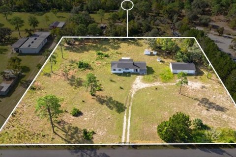 Villa ou maison à Brooksville, Floride 4 chambres, 124.12 m2 № 2436734