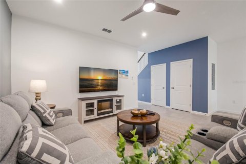 Adosado en venta en Kissimmee, Florida, 4 dormitorios, 205.04 m2 № 2166051 - foto 22
