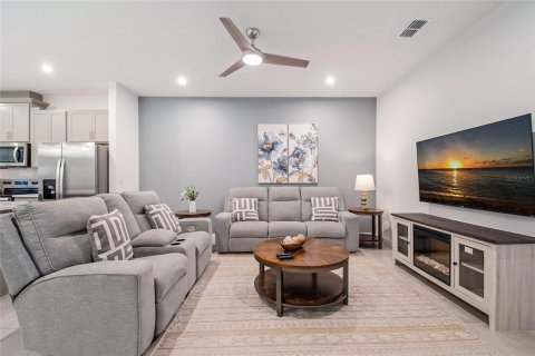 Adosado en venta en Kissimmee, Florida, 4 dormitorios, 205.04 m2 № 2166051 - foto 20