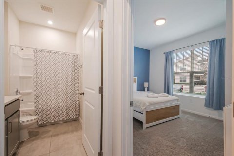 Adosado en venta en Kissimmee, Florida, 4 dormitorios, 205.04 m2 № 2166051 - foto 14