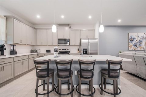 Adosado en venta en Kissimmee, Florida, 4 dormitorios, 205.04 m2 № 2166051 - foto 27