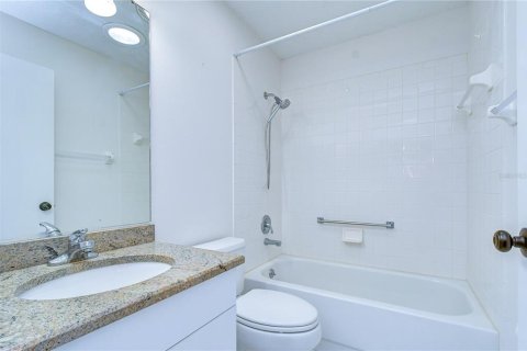 Copropriété à vendre à Sun City Center, Floride: 2 chambres, 145.3 m2 № 2198941 - photo 18