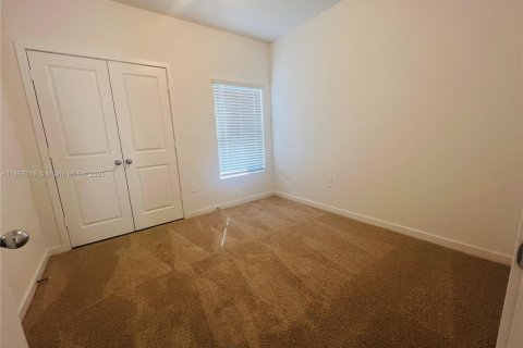 Touwnhouse à louer à Florida City, Floride: 3 chambres, 127.83 m2 № 1897479 - photo 7