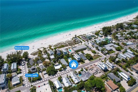 Condo in Bradenton Beach, Florida, 2 bedrooms № 2149180 - photo 2