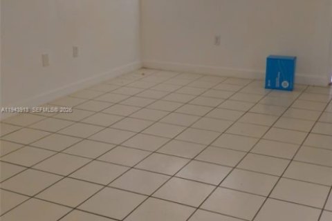 Condo in Homestead, Florida, 3 bedrooms  № 2000629 - photo 11