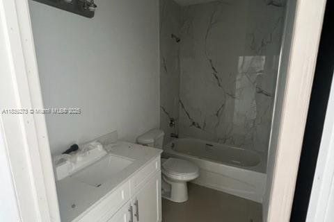 House in Miami Gardens, Florida 4 bedrooms № 1831007 - photo 7