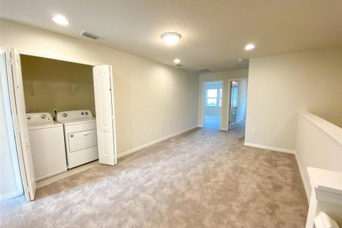Adosado en venta en Kissimmee, Florida, 5 dormitorios, 210.24 m2 № 1846930 - foto 8