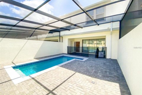 Adosado en venta en Kissimmee, Florida, 5 dormitorios, 210.24 m2 № 1846930 - foto 14