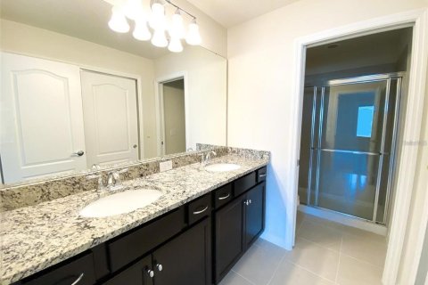 Adosado en venta en Kissimmee, Florida, 5 dormitorios, 210.24 m2 № 1846930 - foto 10
