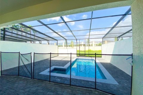 Adosado en venta en Kissimmee, Florida, 5 dormitorios, 210.24 m2 № 1846930 - foto 15